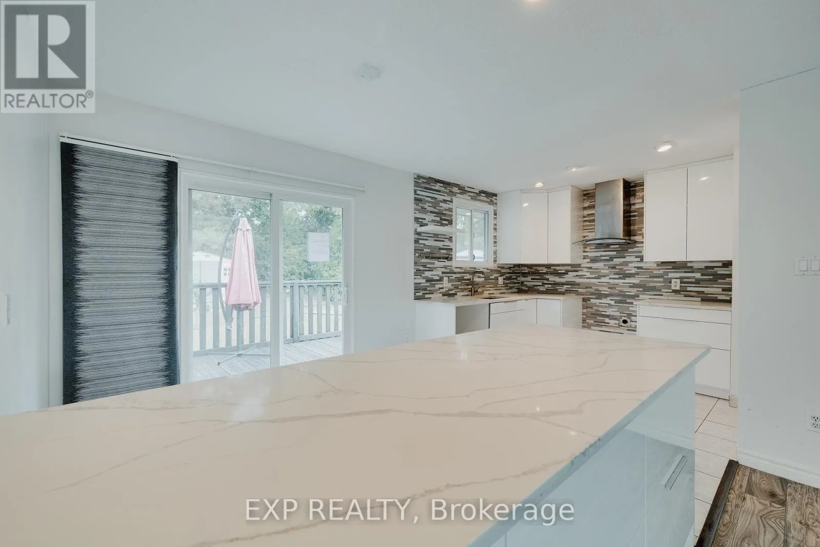 595 PIONEER DRIVE