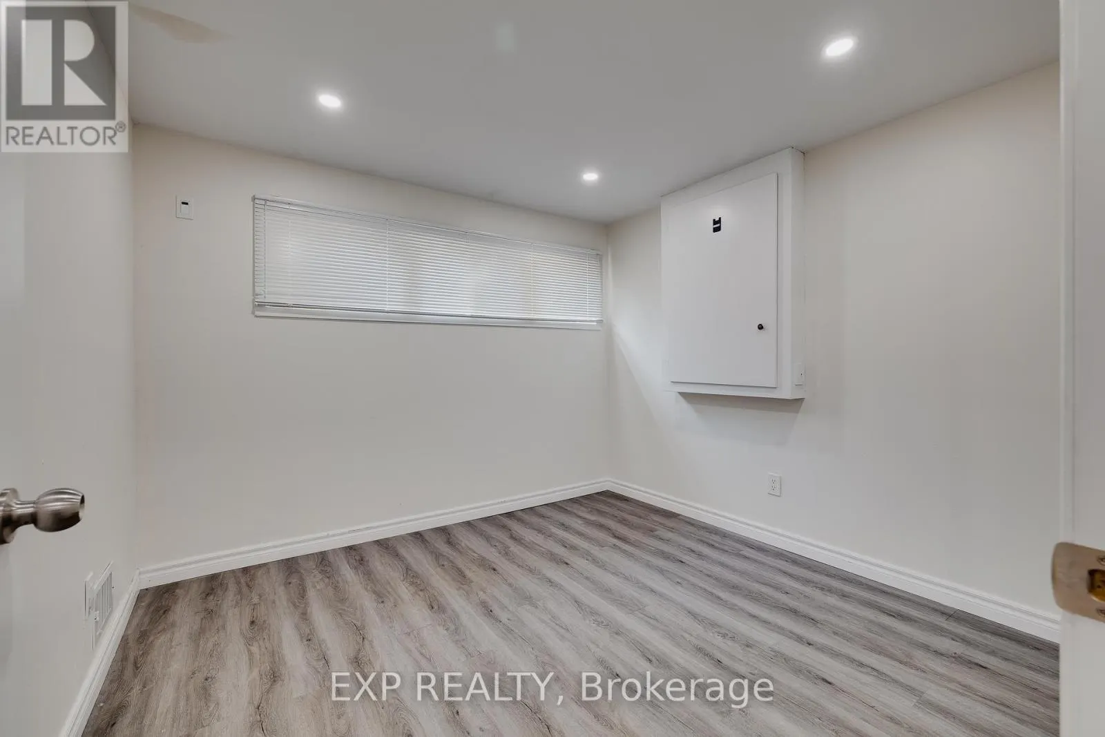 595 PIONEER DRIVE