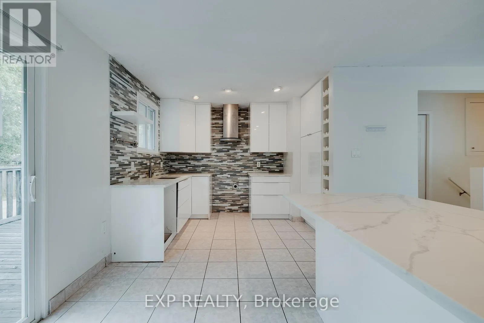 595 PIONEER DRIVE