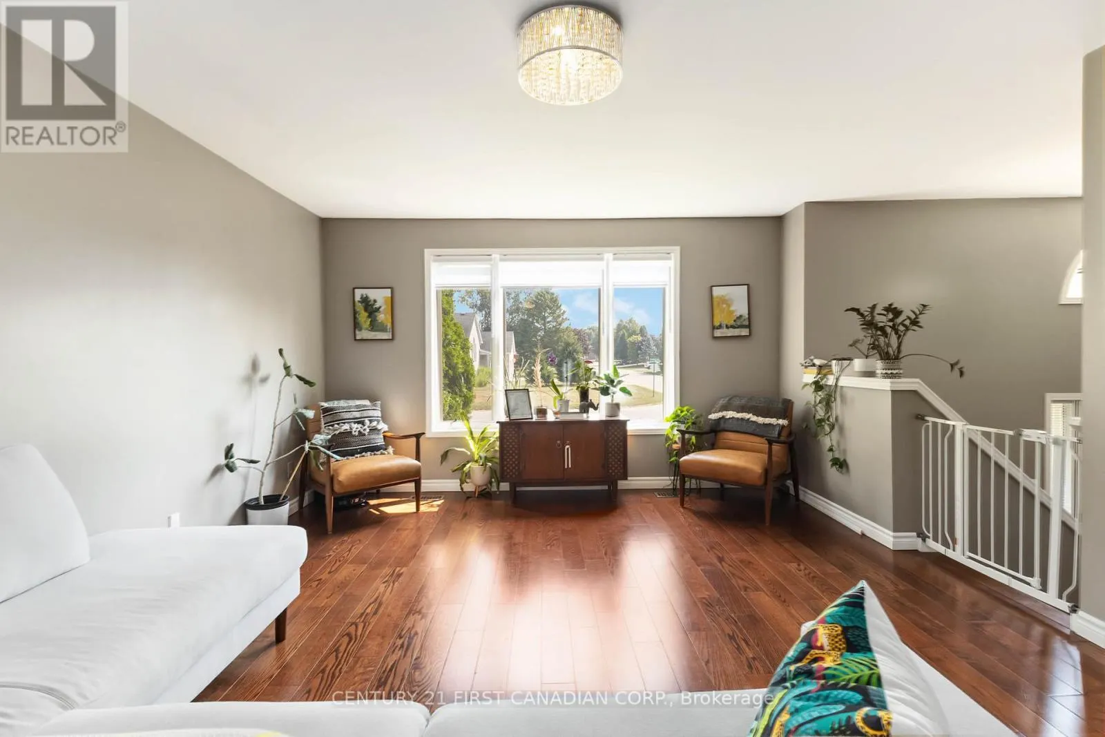 14 BLOSDALE CRESCENT