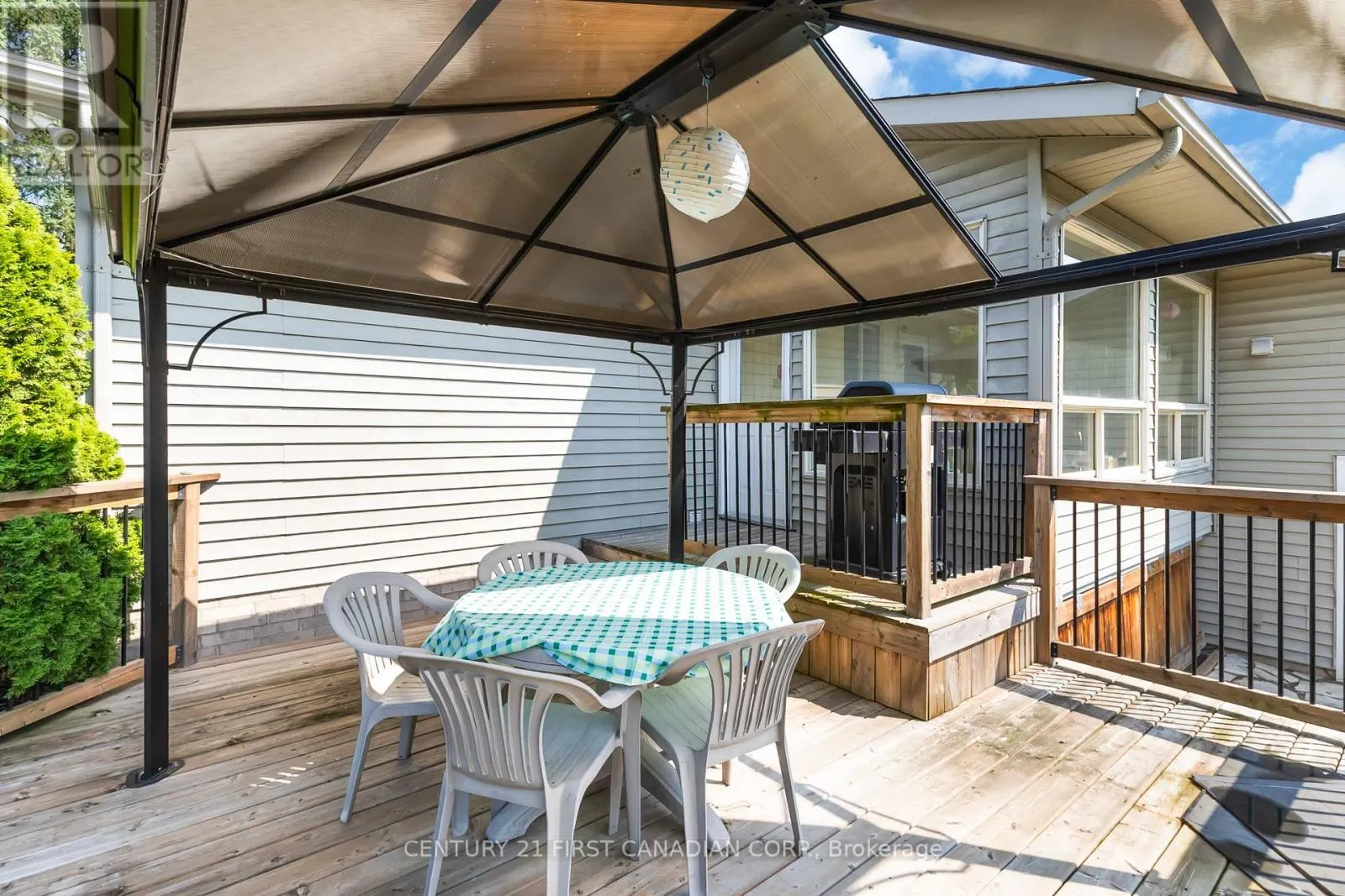14 BLOSDALE CRESCENT