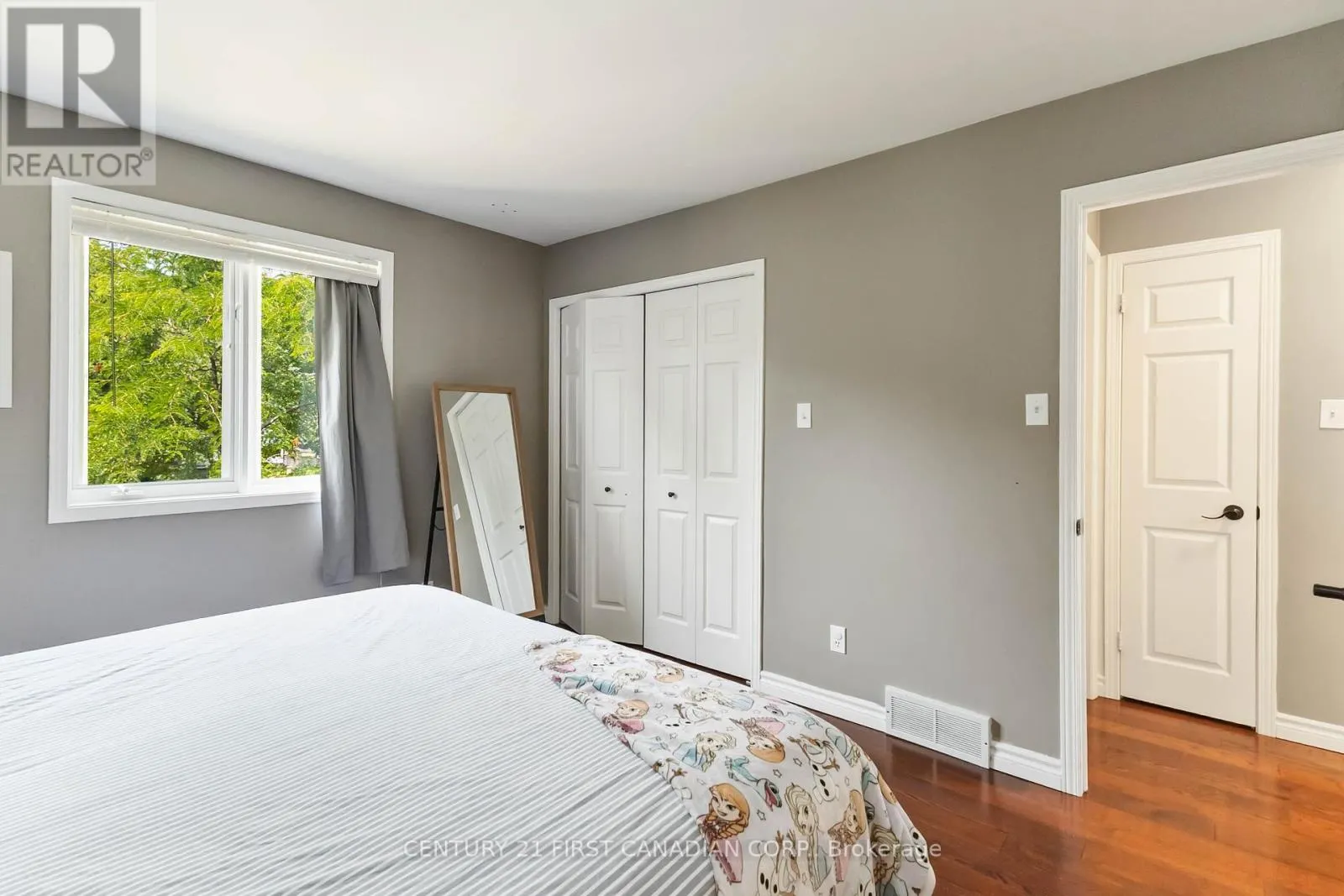 14 BLOSDALE CRESCENT