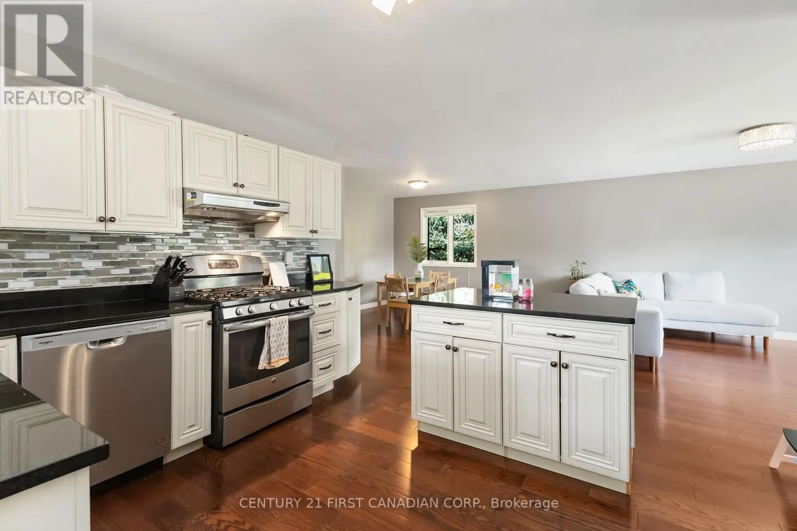 14 BLOSDALE CRESCENT