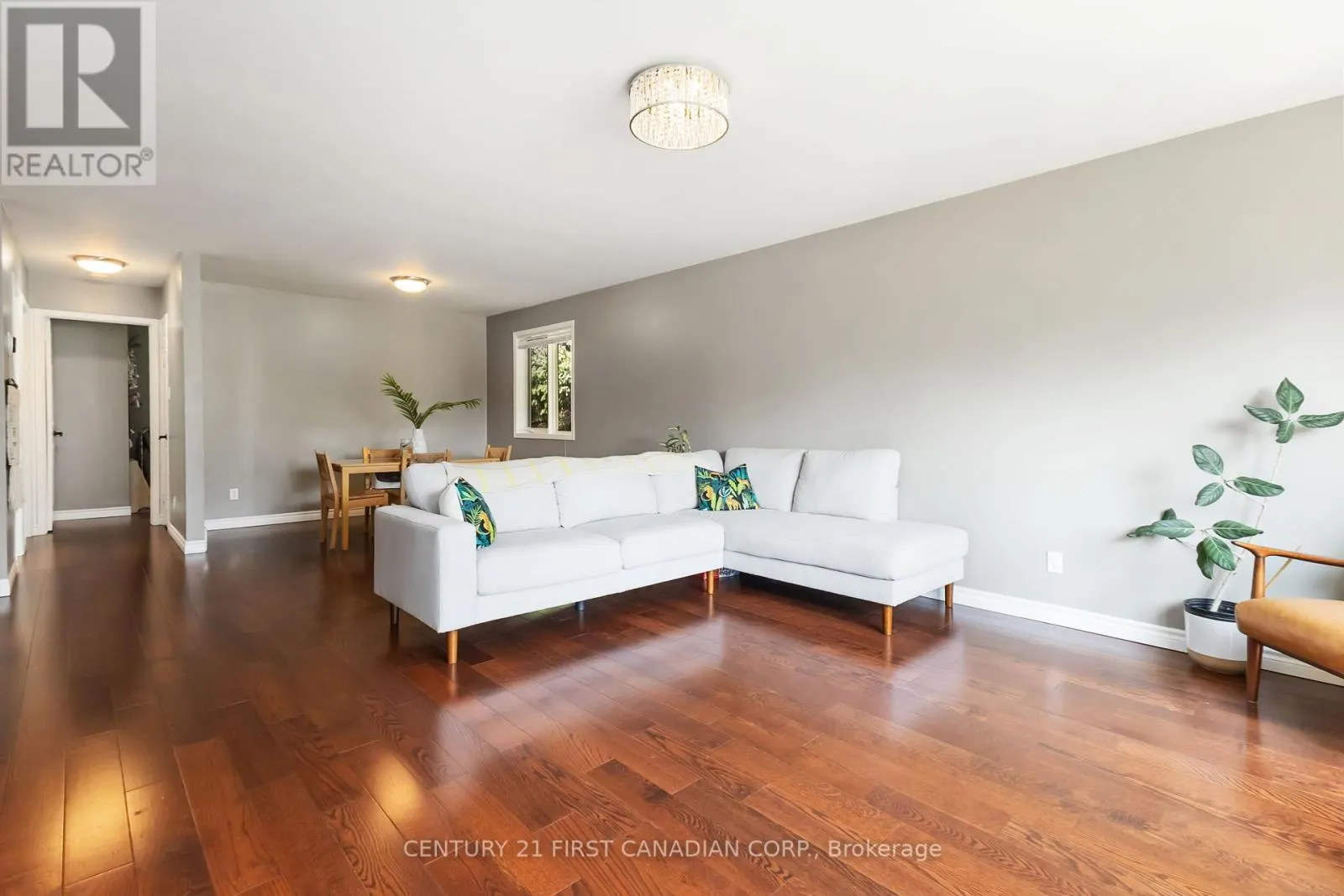 14 BLOSDALE CRESCENT