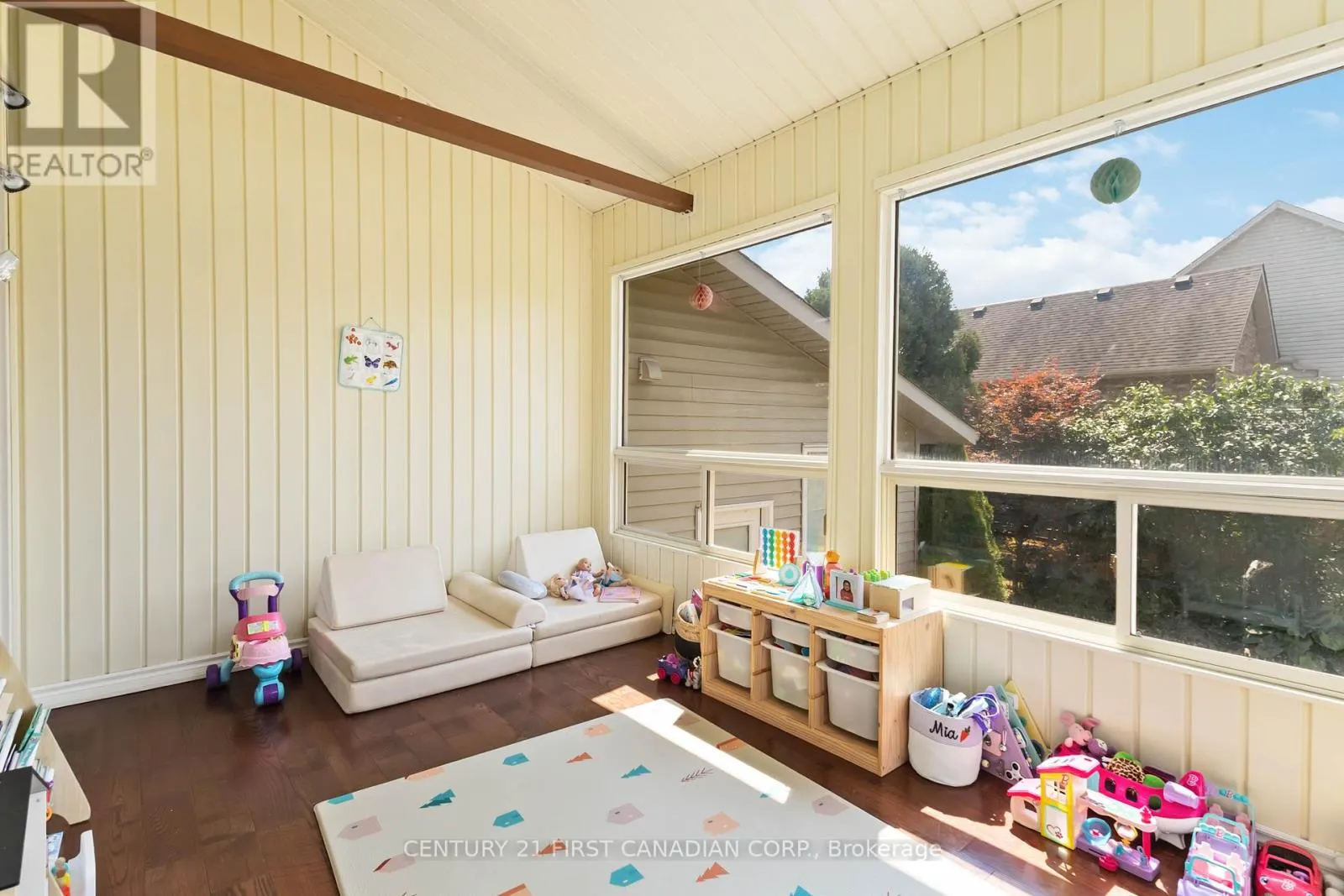 14 BLOSDALE CRESCENT
