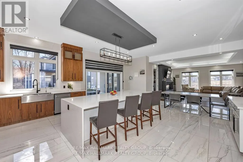 595 SHOREWAY DRIVE