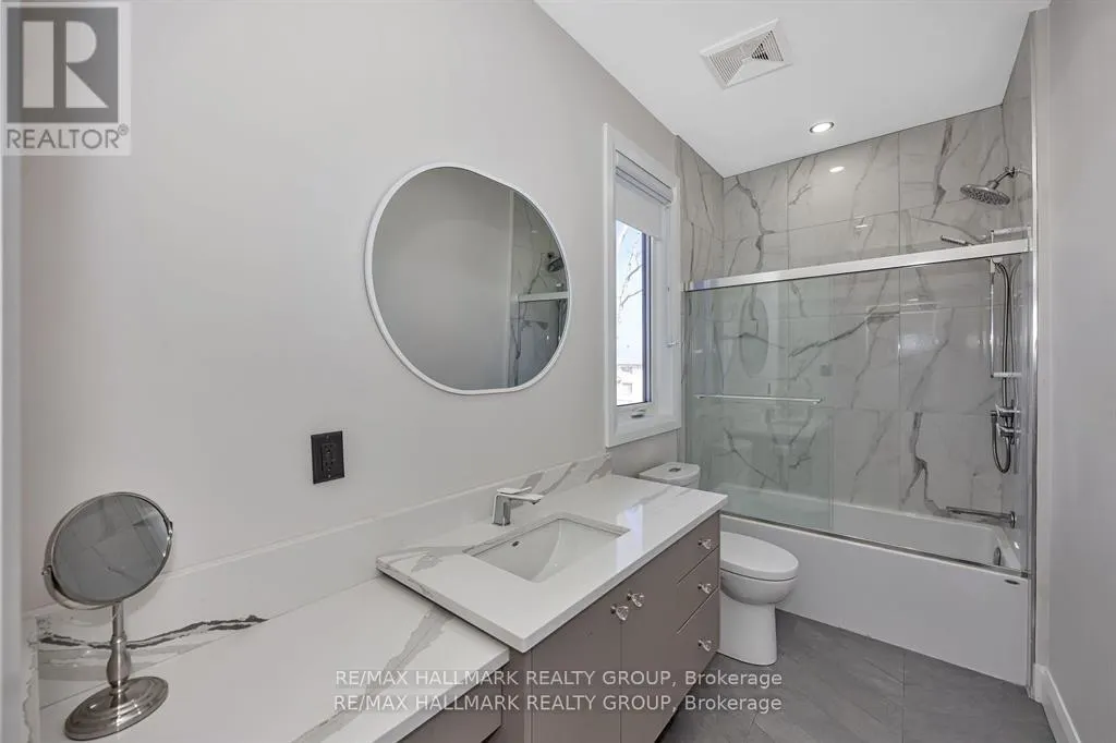 595 SHOREWAY DRIVE