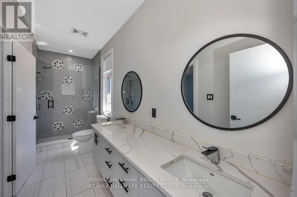 595 SHOREWAY DRIVE