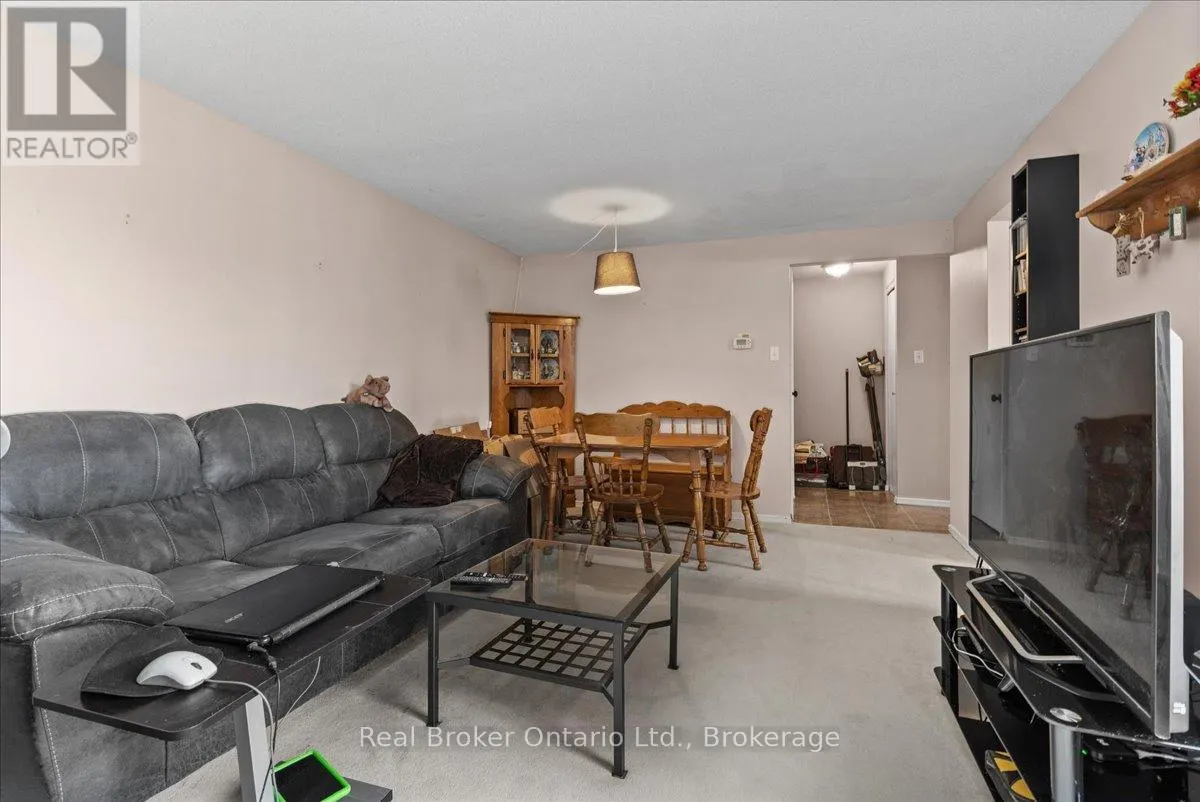 41 - 415 MORGAN AVENUE, #41