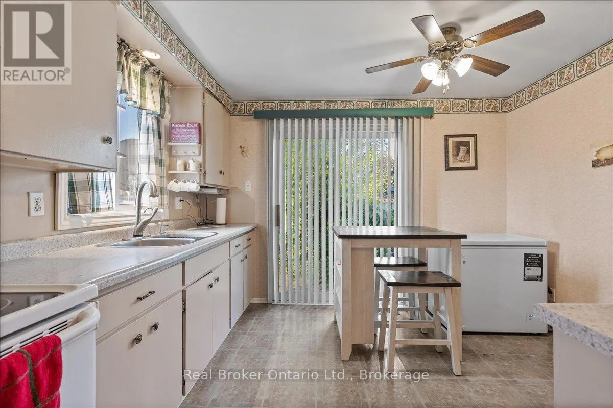 41 - 415 MORGAN AVENUE, #41