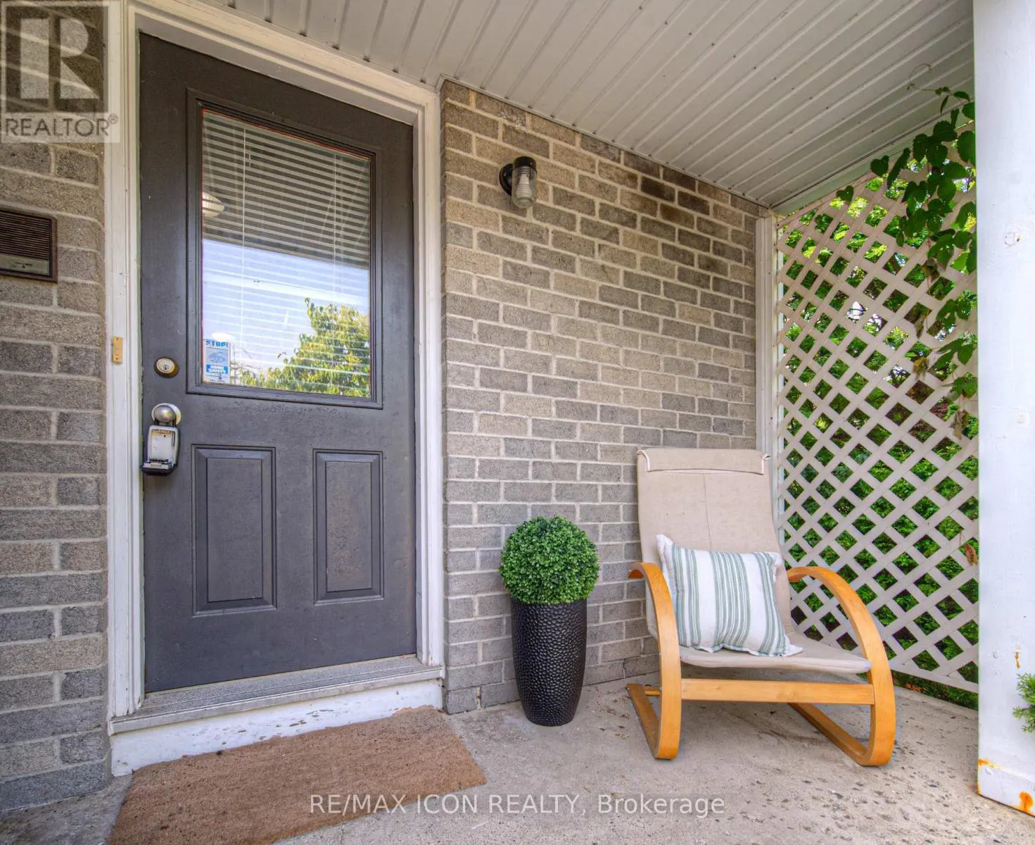 37 - 54 GREEN VALLEY DRIVE