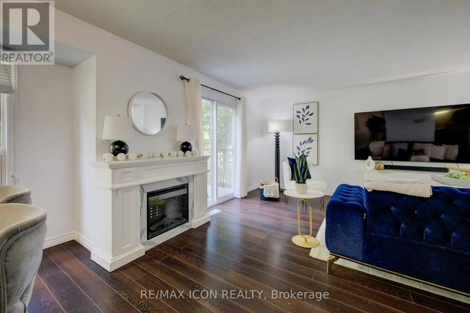 37 - 54 GREEN VALLEY DRIVE