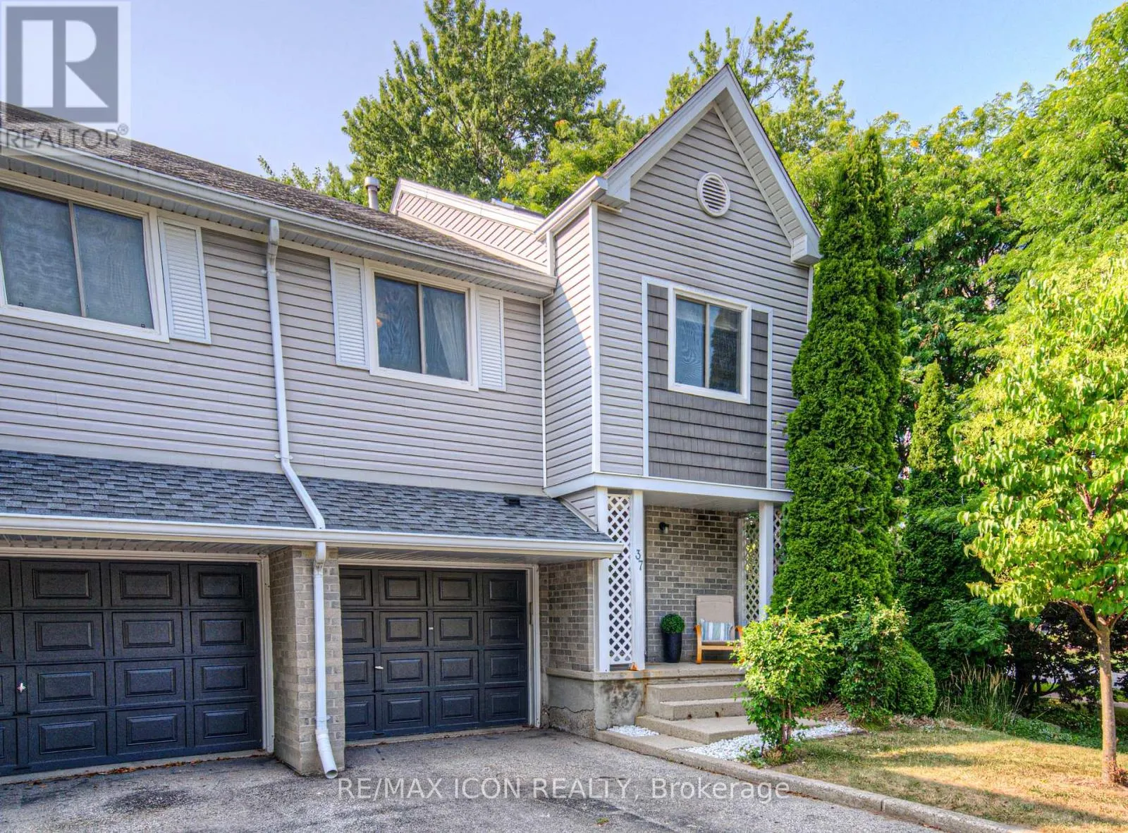 37 - 54 GREEN VALLEY DRIVE