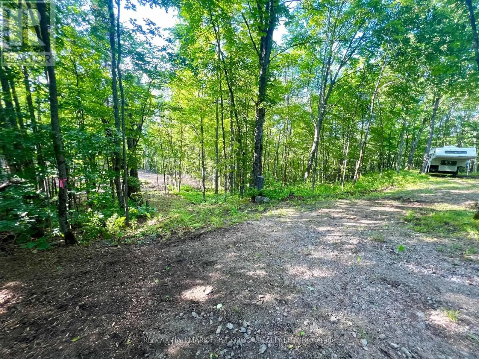 678 CENTREVIEW ROAD
