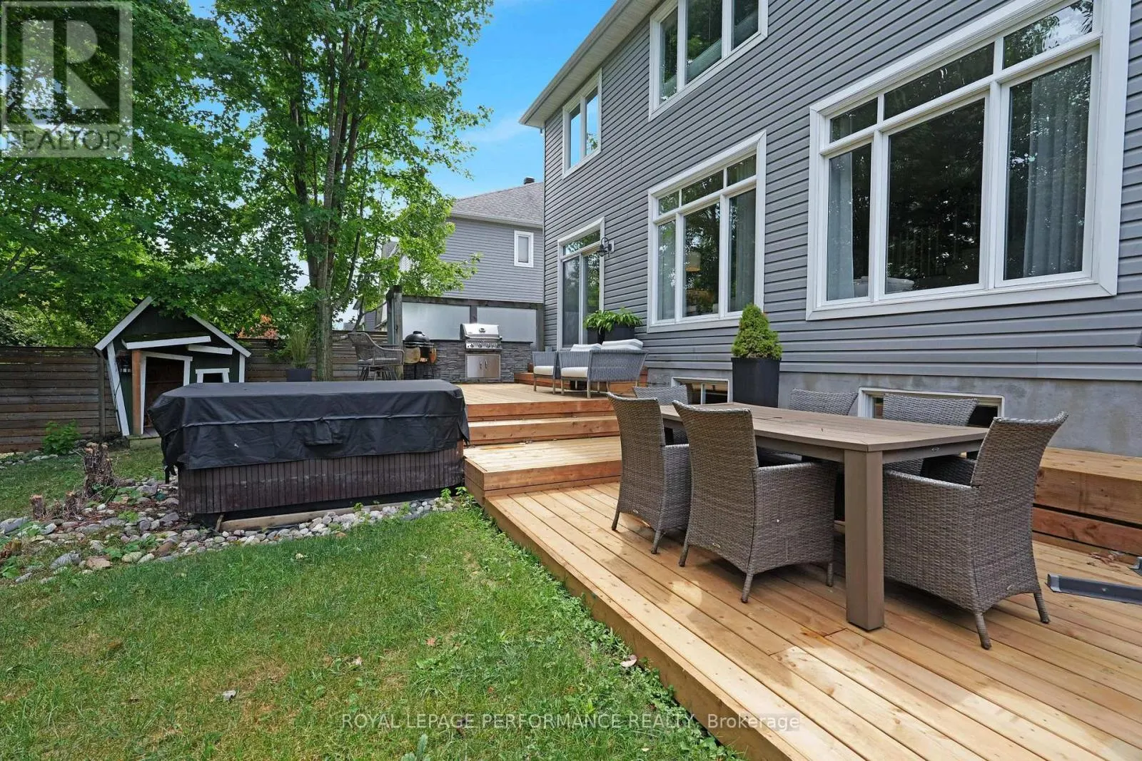 179 GRACEWOOD CRESCENT