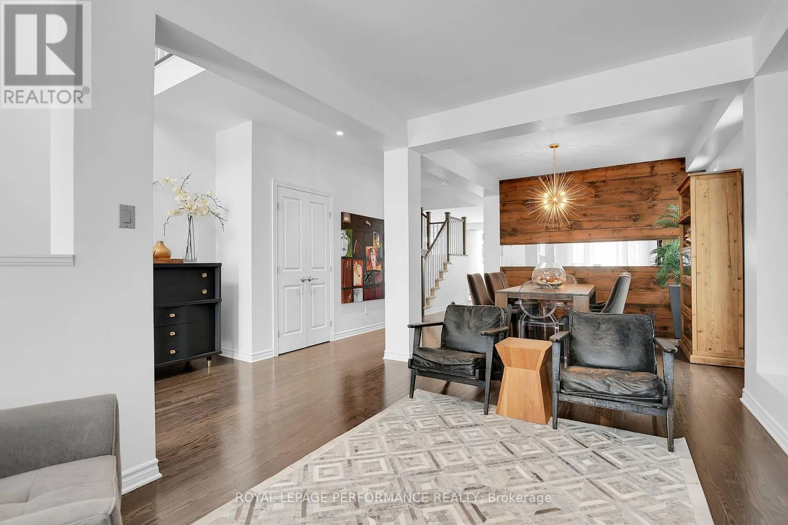 179 GRACEWOOD CRESCENT