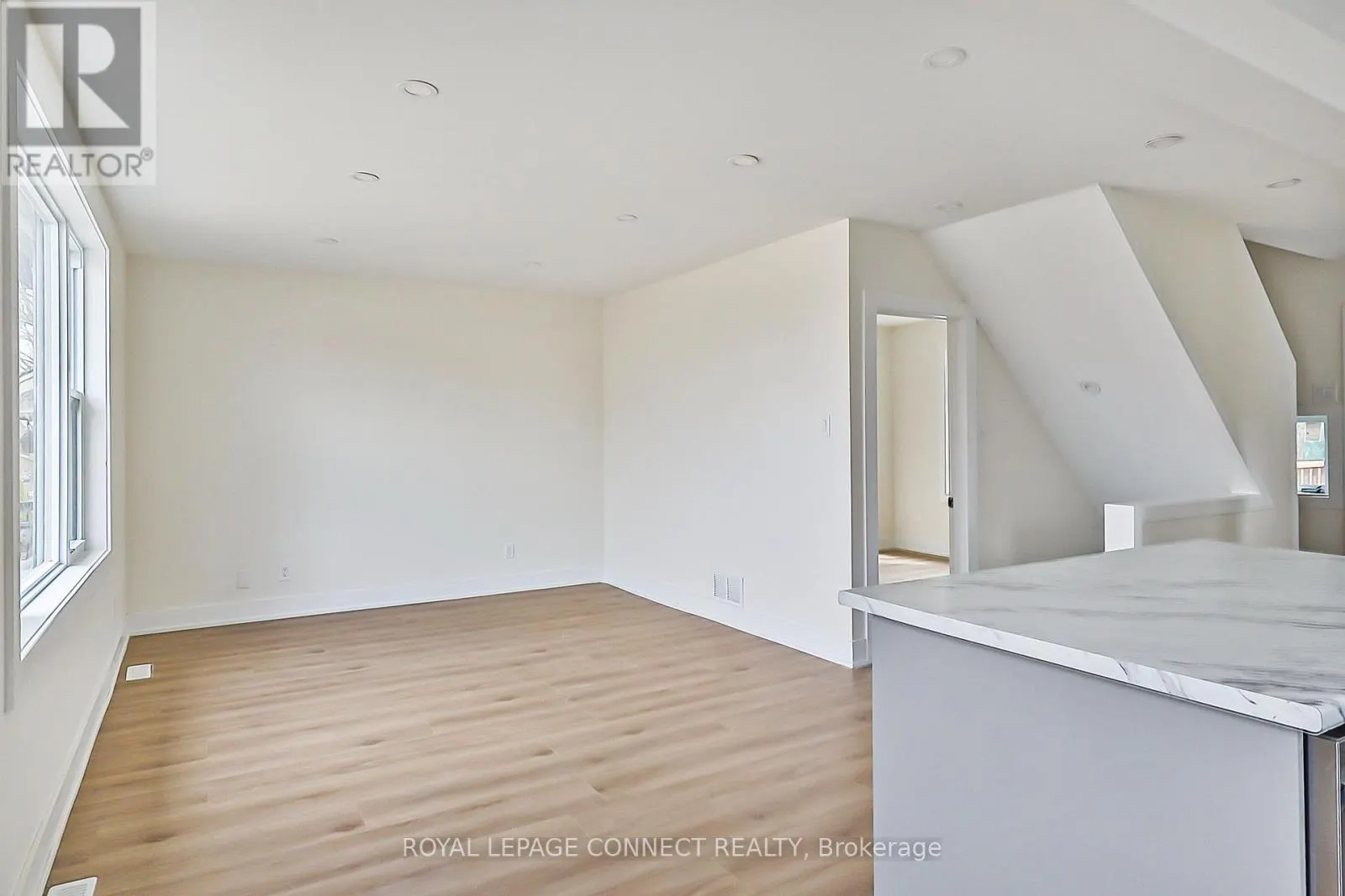 761 GUELPH STREET