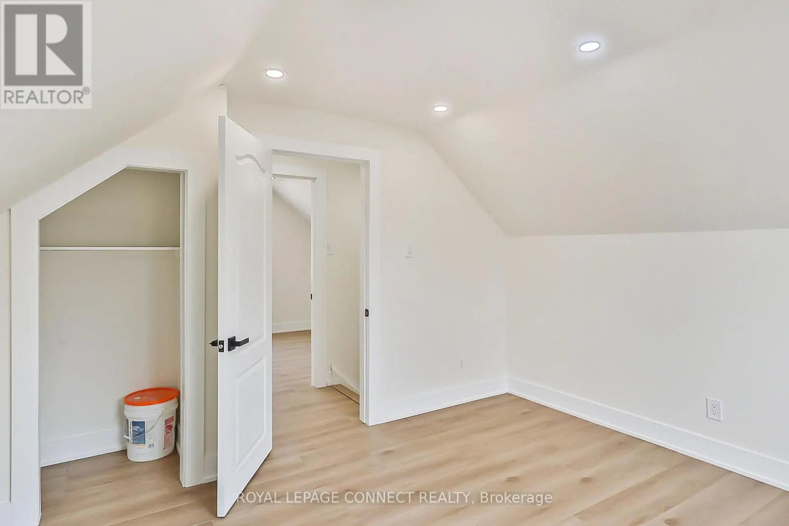 761 GUELPH STREET