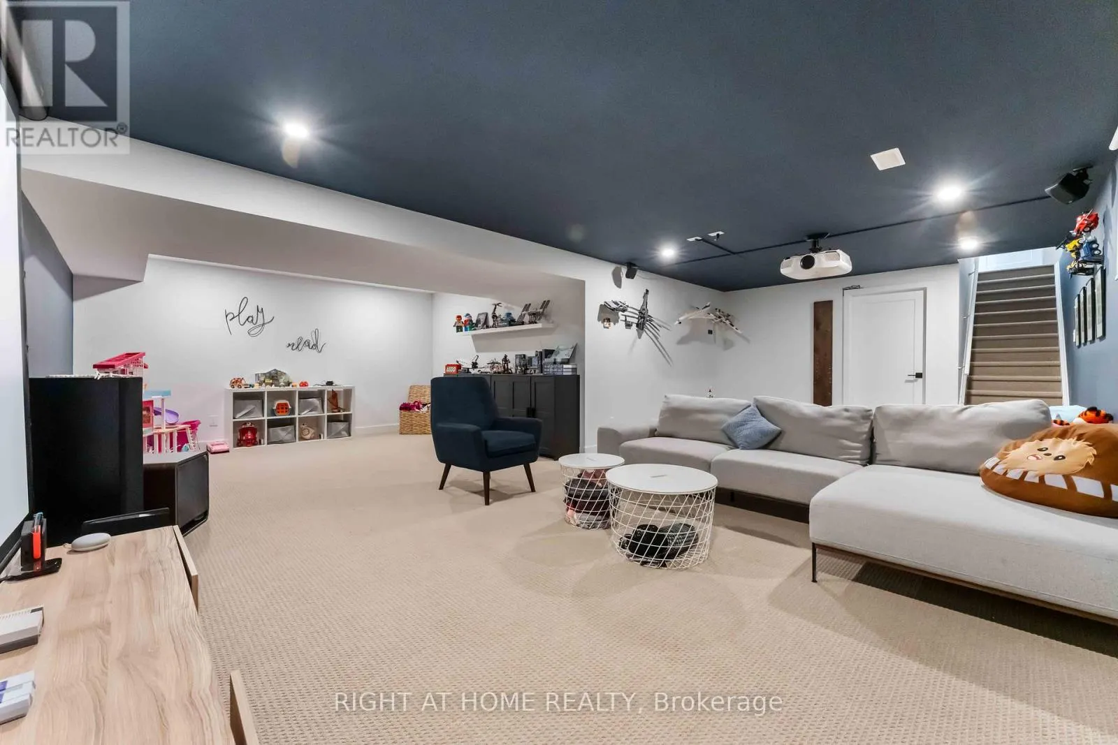 182 CREVASSE ROAD