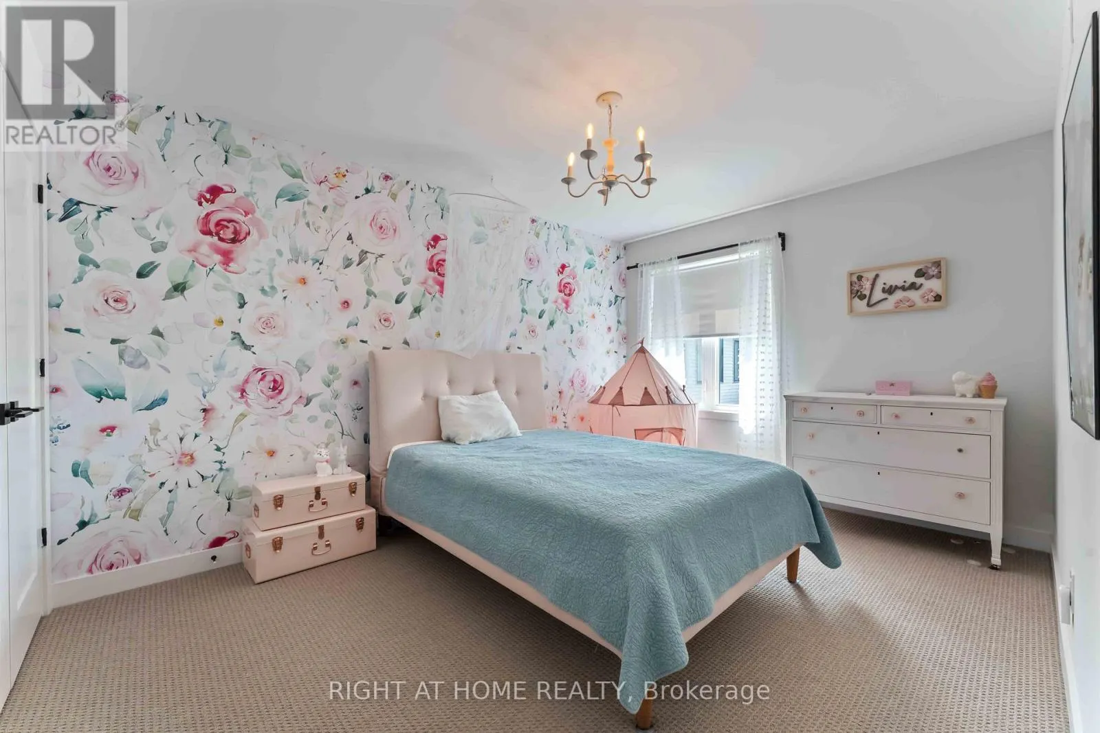 182 CREVASSE ROAD