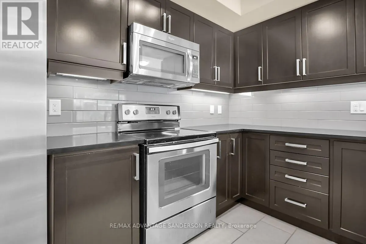 304 - 89 RIDOUT STREET S, #304