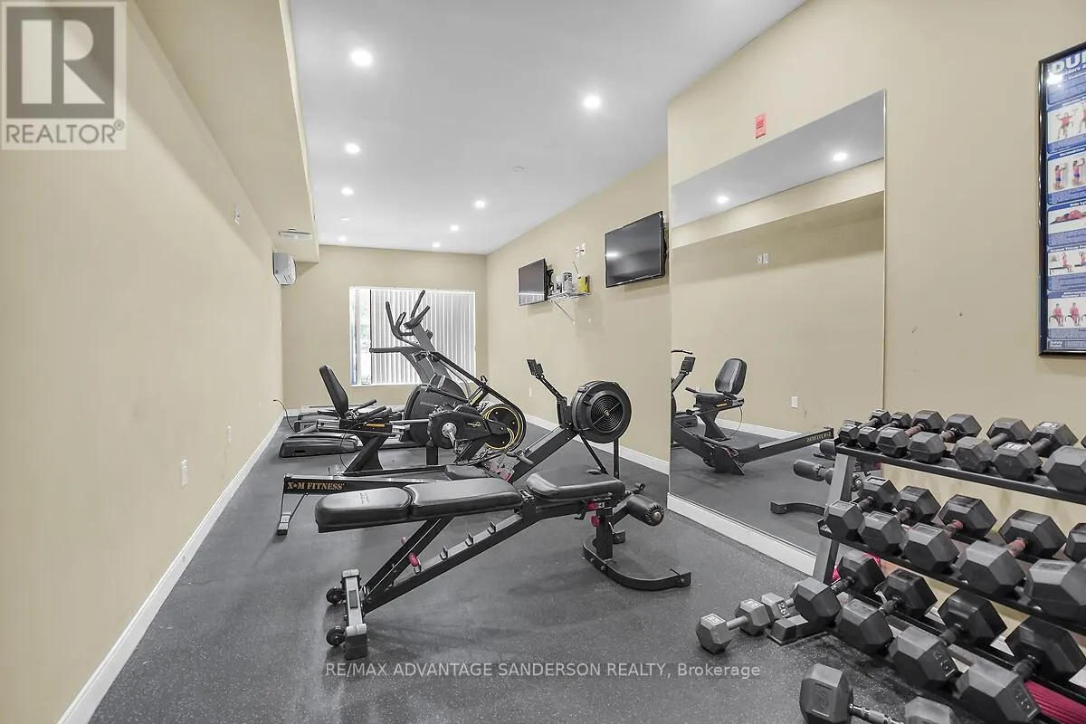 304 - 89 RIDOUT STREET S, #304