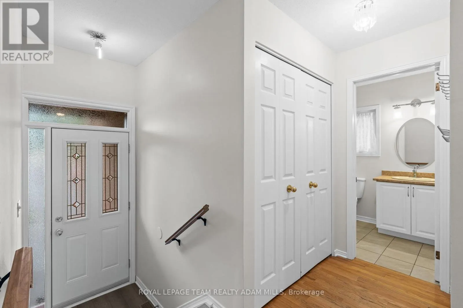 22 FIRESIDE CRESCENT