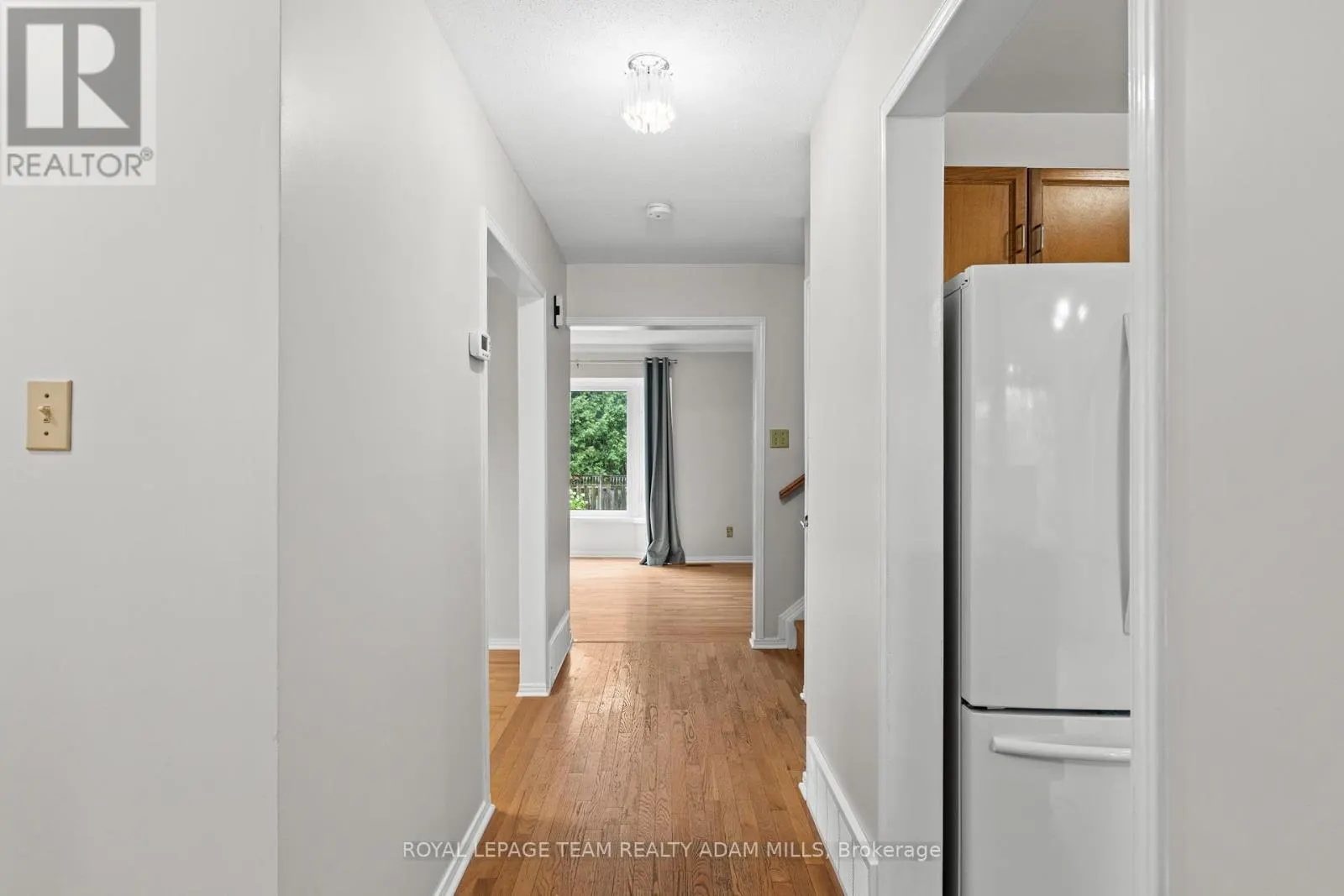 22 FIRESIDE CRESCENT