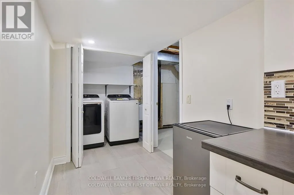 107 COLUMBIA AVENUE