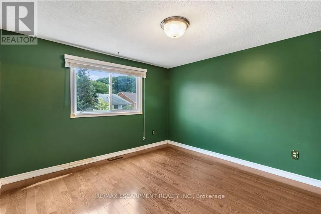26 GLENASHTON DRIVE