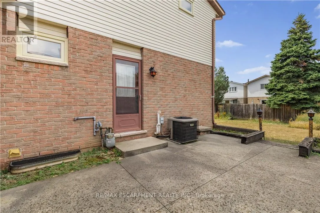 26 GLENASHTON DRIVE