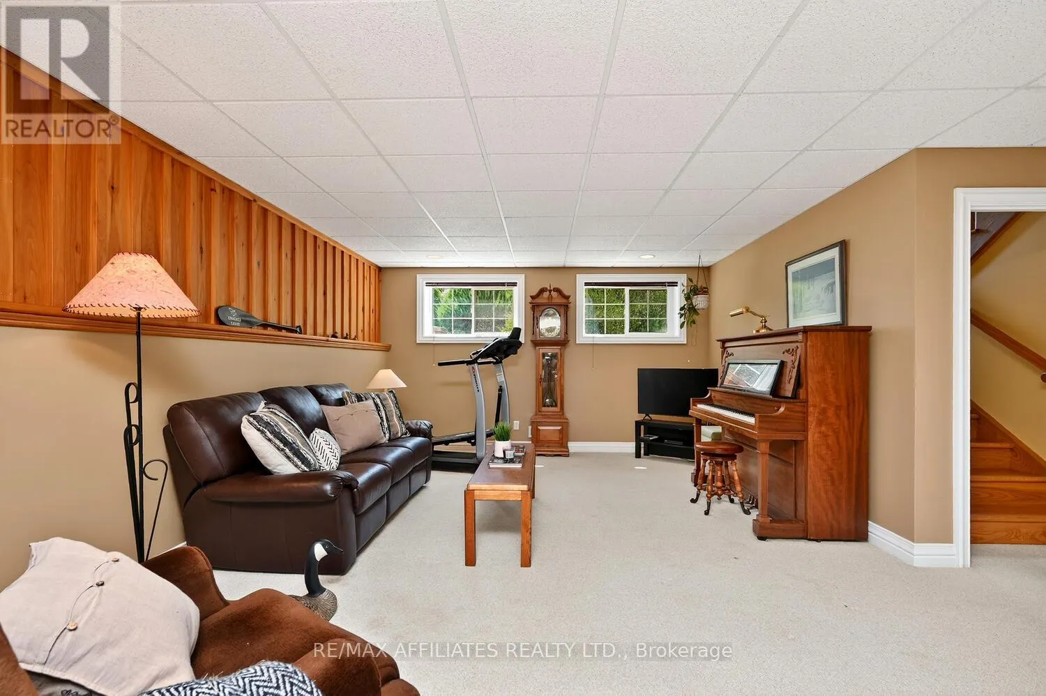 156 BAY ROAD