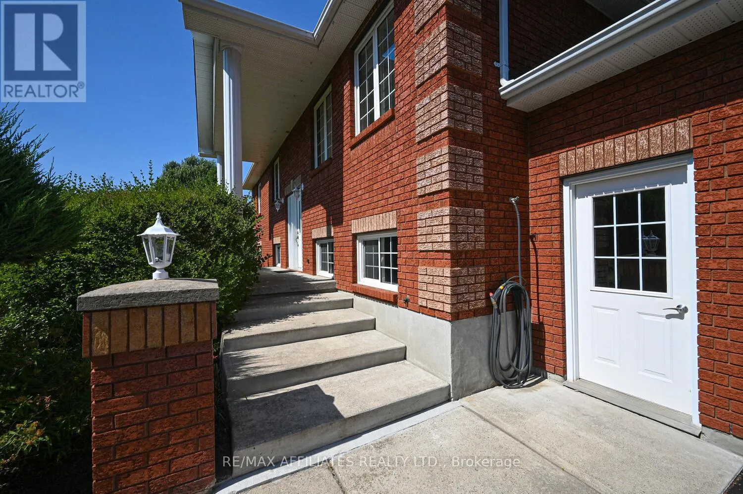 156 BAY ROAD