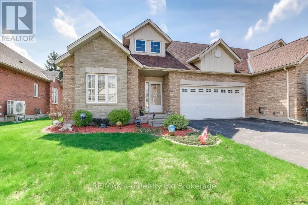 717 GARDEN COURT CRESCENT