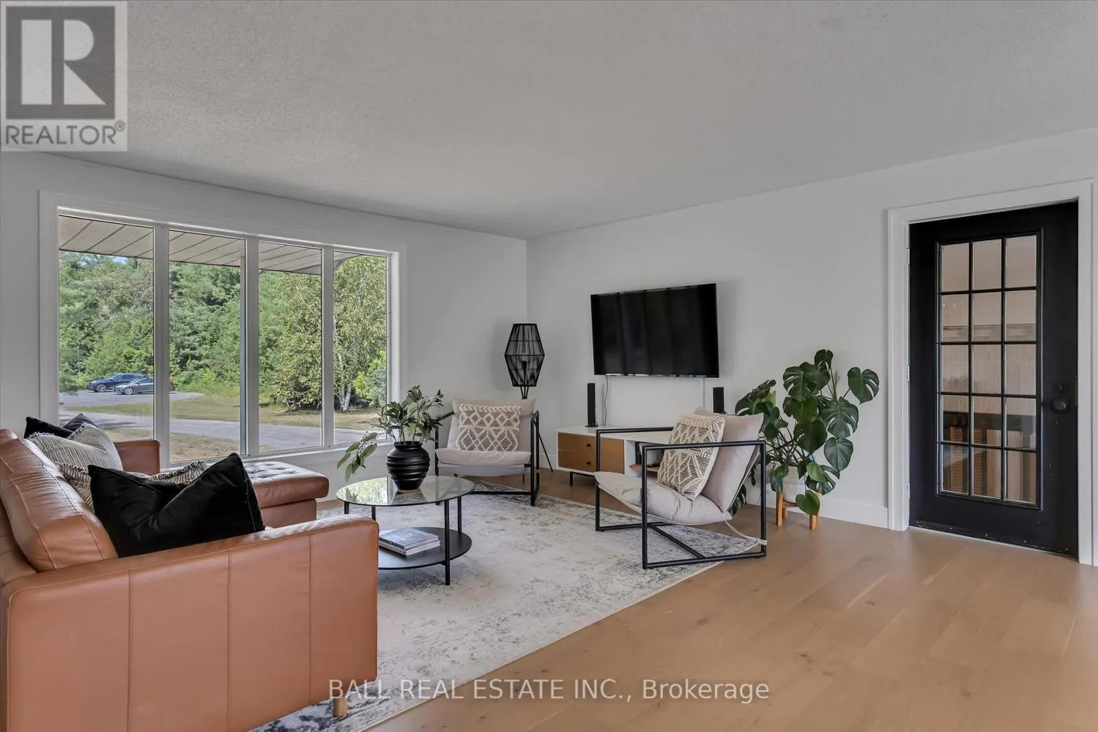 233 LONSBERRY LANE