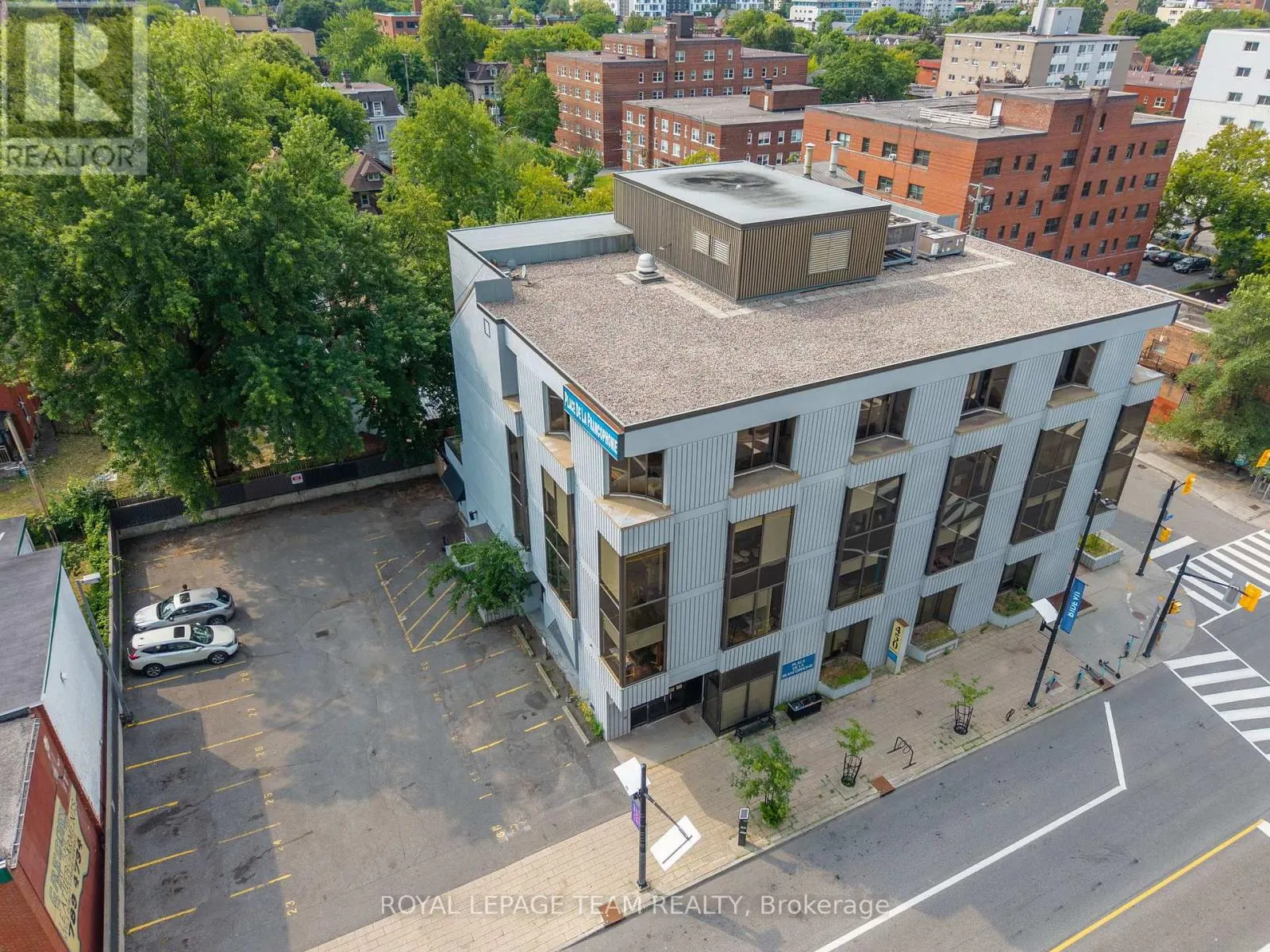 A01 - 450 RIDEAU STREET