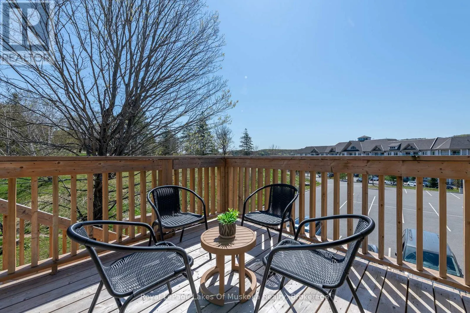 301 - 29 DEERHURST TENNISVIEW DRIVE, #301
