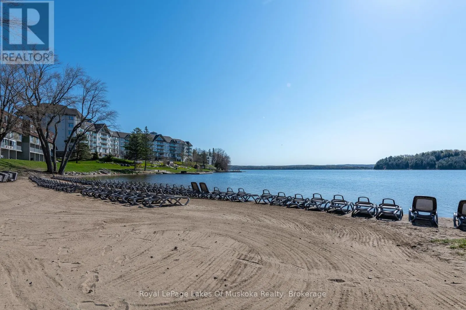 301 - 29 DEERHURST TENNISVIEW DRIVE, #301