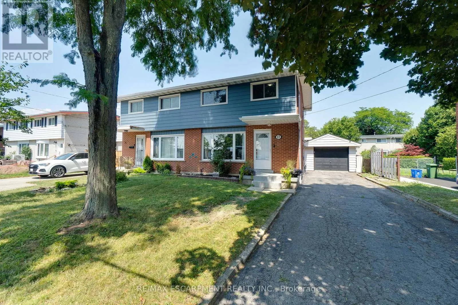 17 RONALDSHAY AVENUE