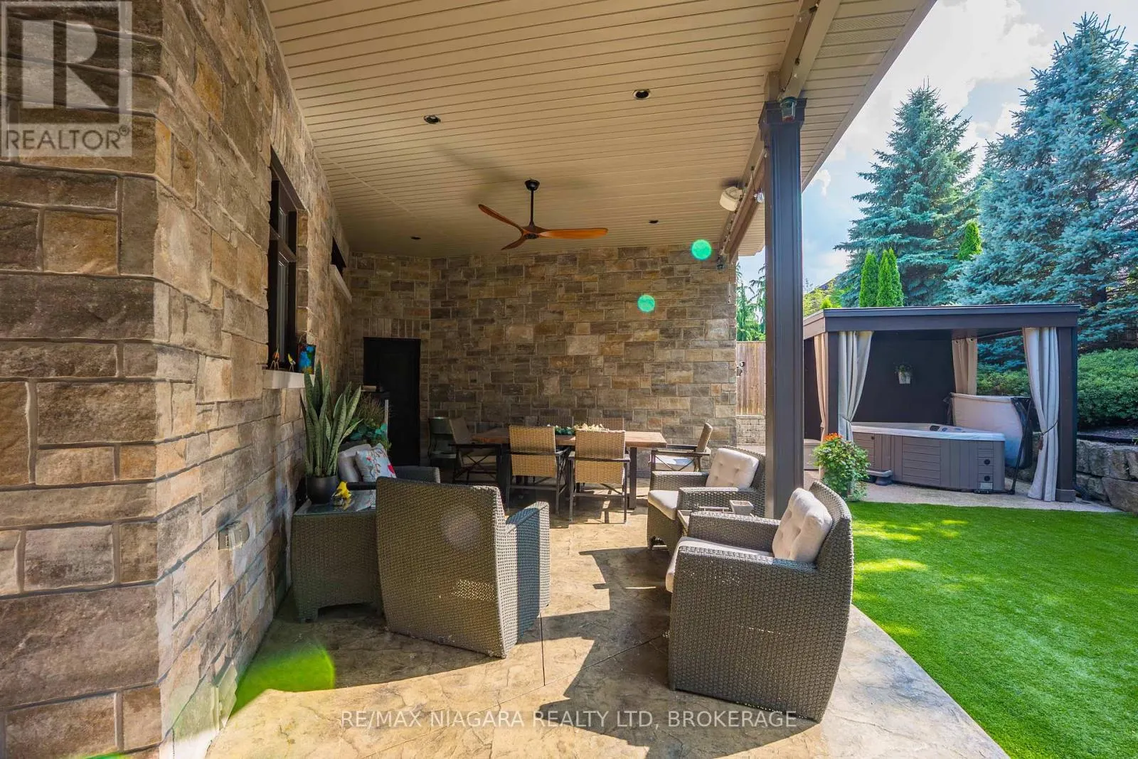 6394 PINESTONE ROAD