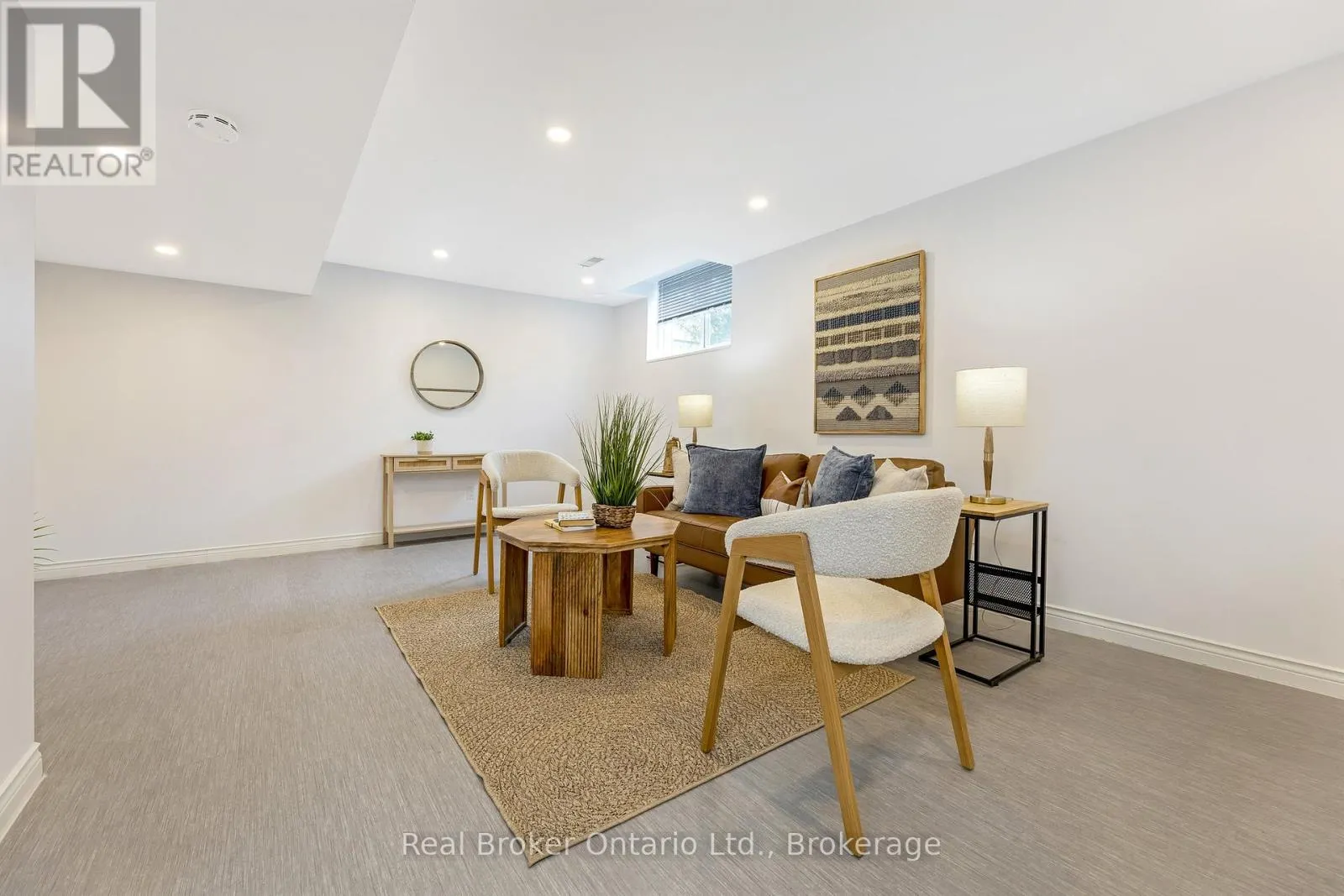 122 SILURIAN DRIVE