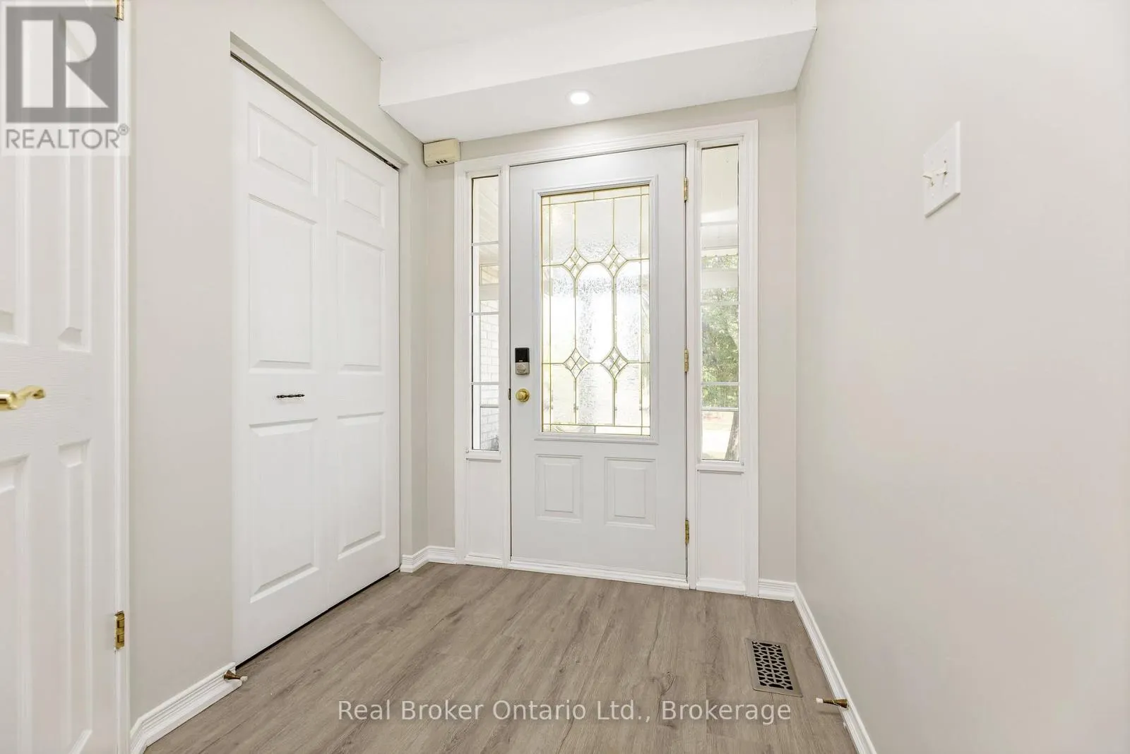122 SILURIAN DRIVE