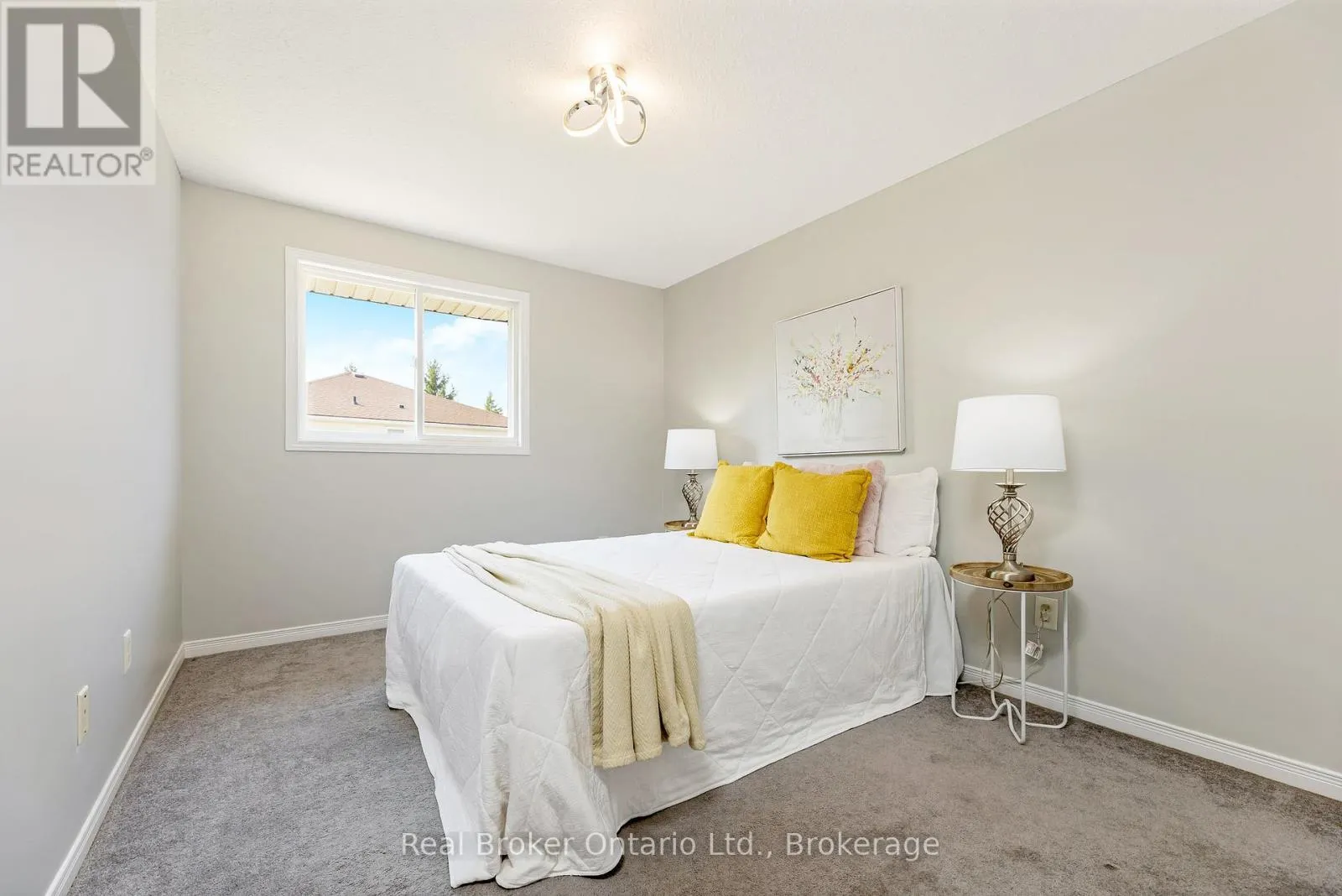 122 SILURIAN DRIVE