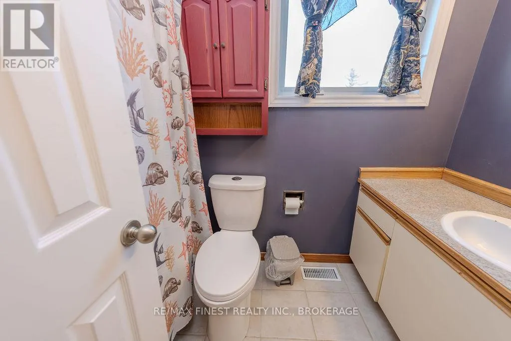 1106 WINTERGREEN CRESCENT