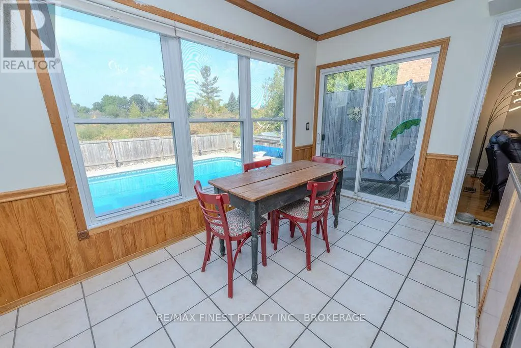 1106 WINTERGREEN CRESCENT