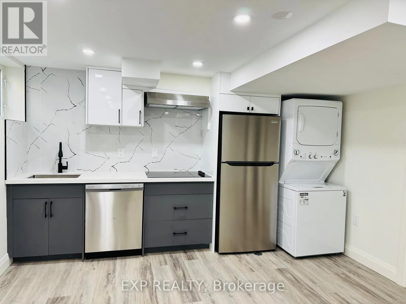 3 - 6 CRAIG DRIVE N