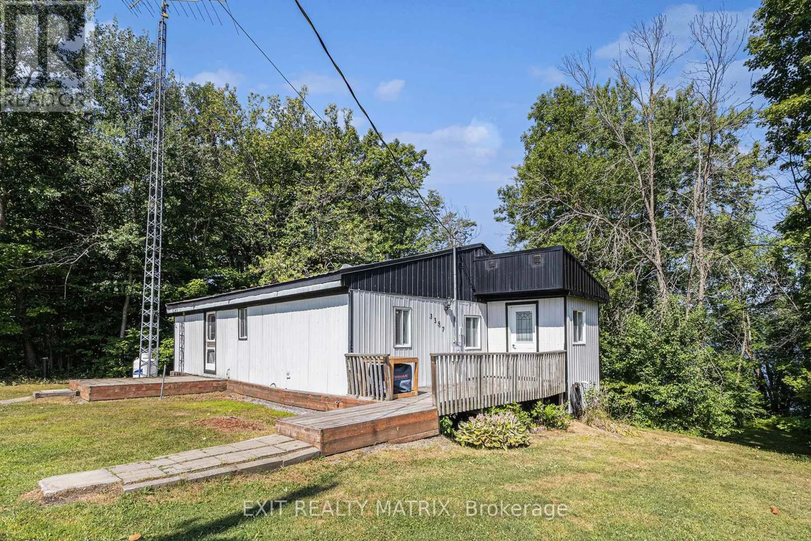 3357 CONCESSION 1 ROAD