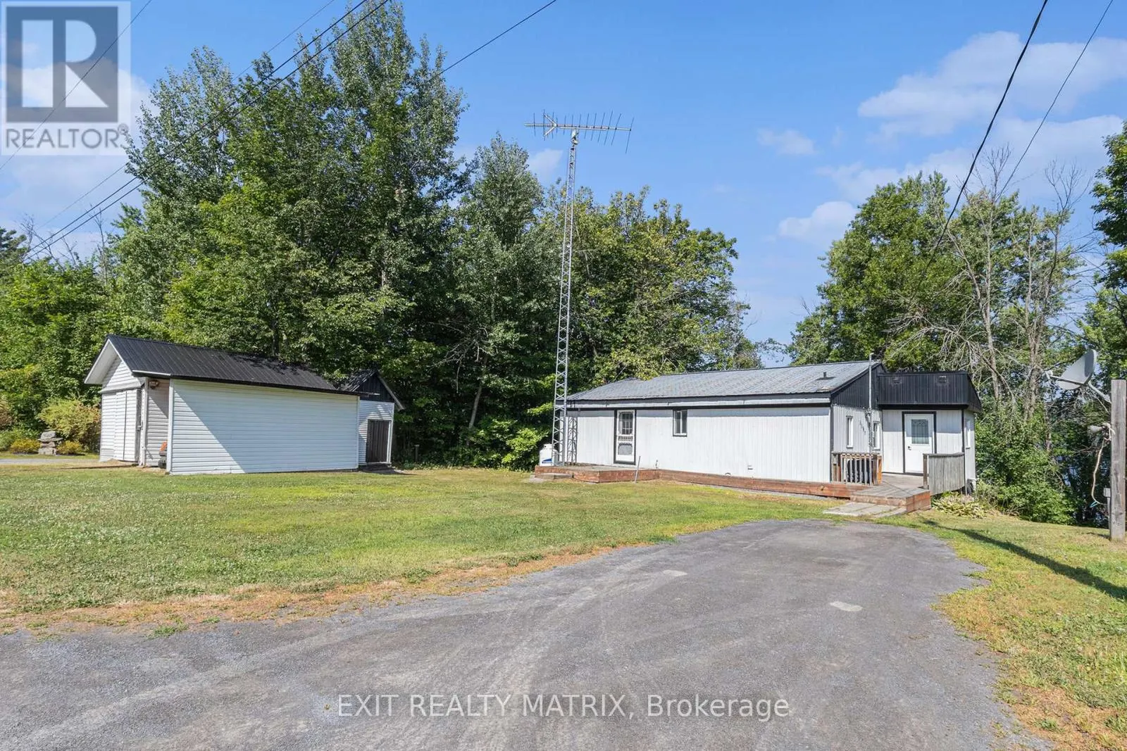 3357 CONCESSION 1 ROAD