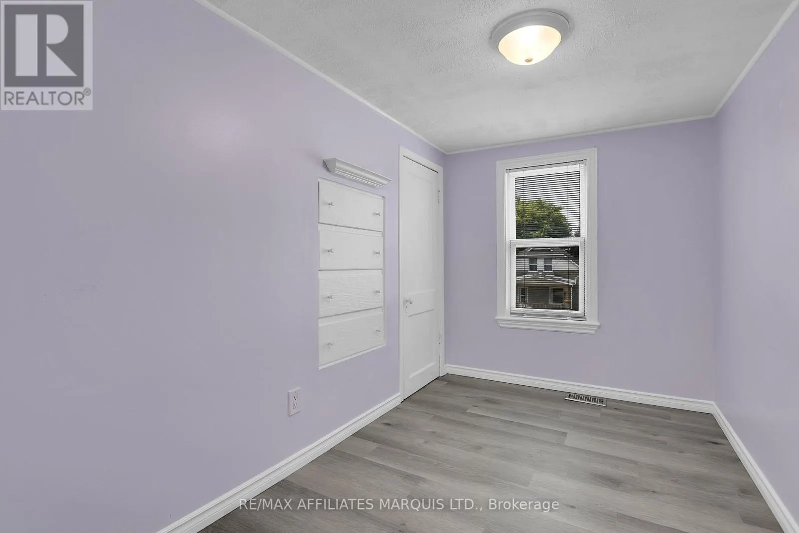 29 LEFEBVRE AVENUE