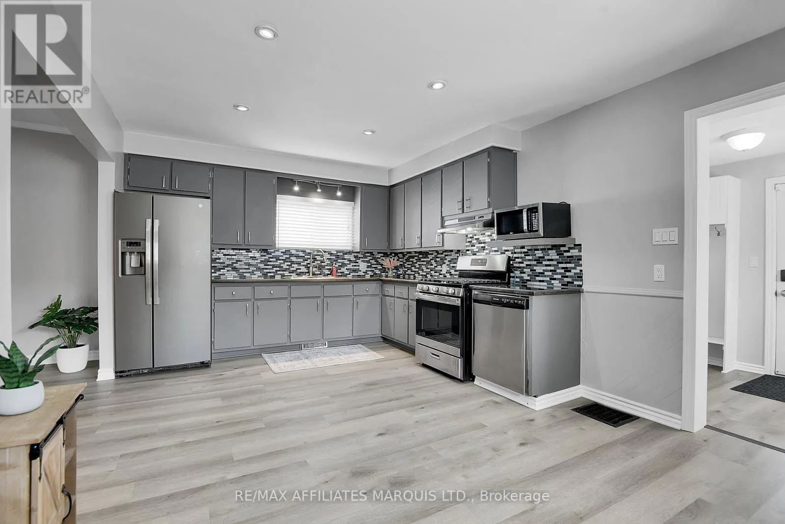 29 LEFEBVRE AVENUE